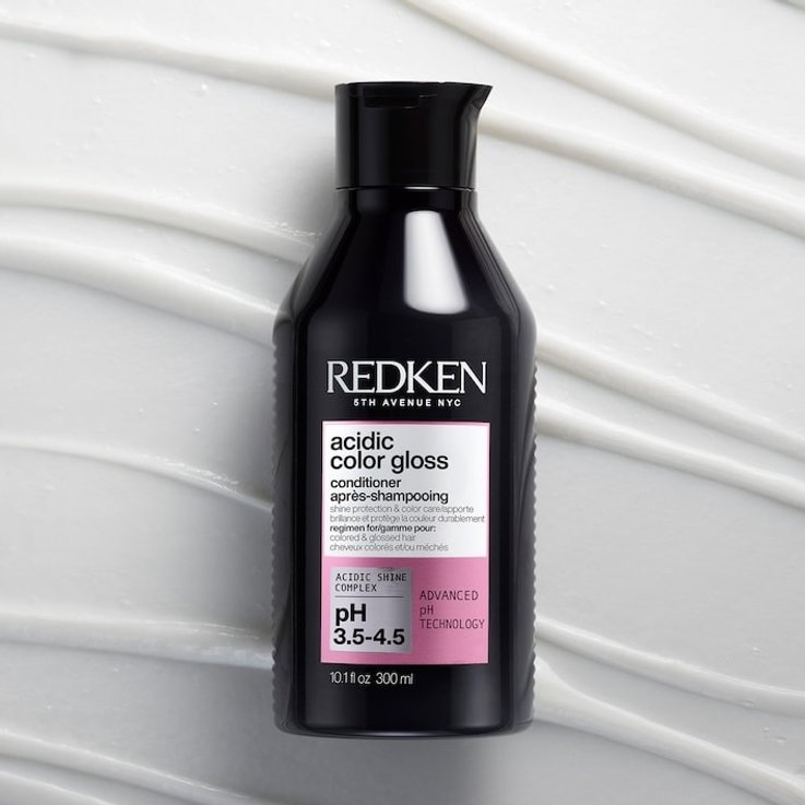 Redken Acidic Color Gloss Routine Step 3